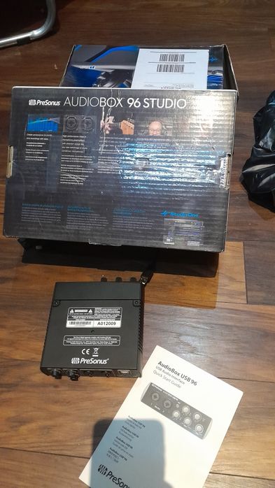 Аудио интерфейс външна звукова карта за подкаст и инфлуенсъри PreSonus