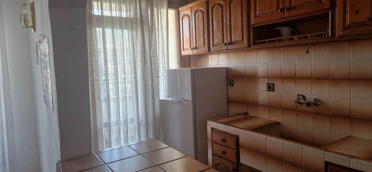 Продава се Тристаен апартамент в Асеновград - 100 кв.м за 1275 €/кв.м - Снимка #4