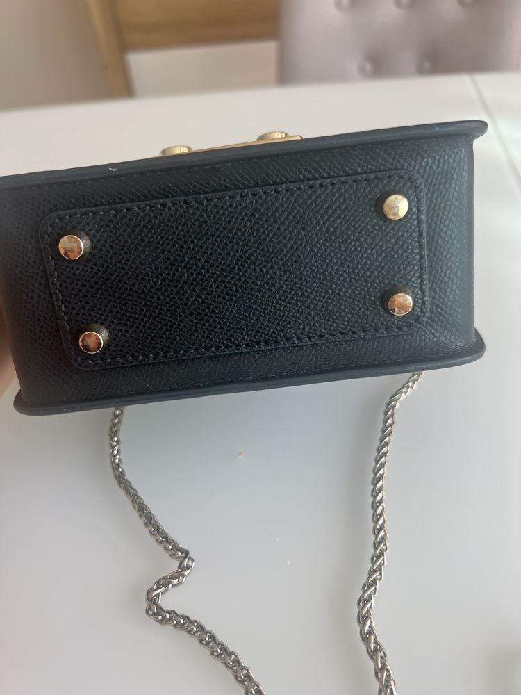 Furla metropolis