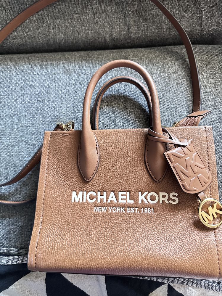 Michael Kors кожена чанта