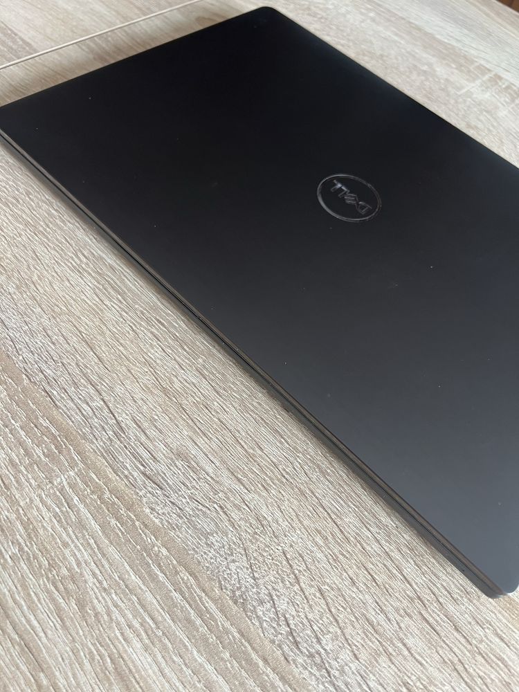Dell Latitude 7490