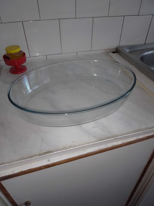 vase din material yena