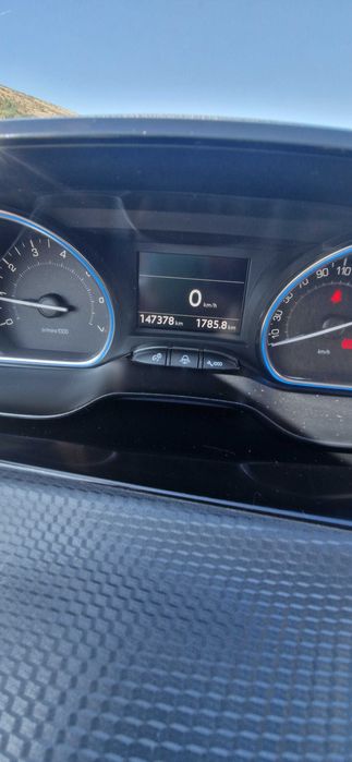 Peugeot 2008 E-THP,2015 Euro 6,133cp