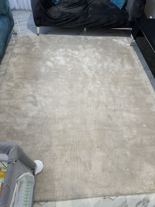 Килим шаги 200-300см бежов цвят