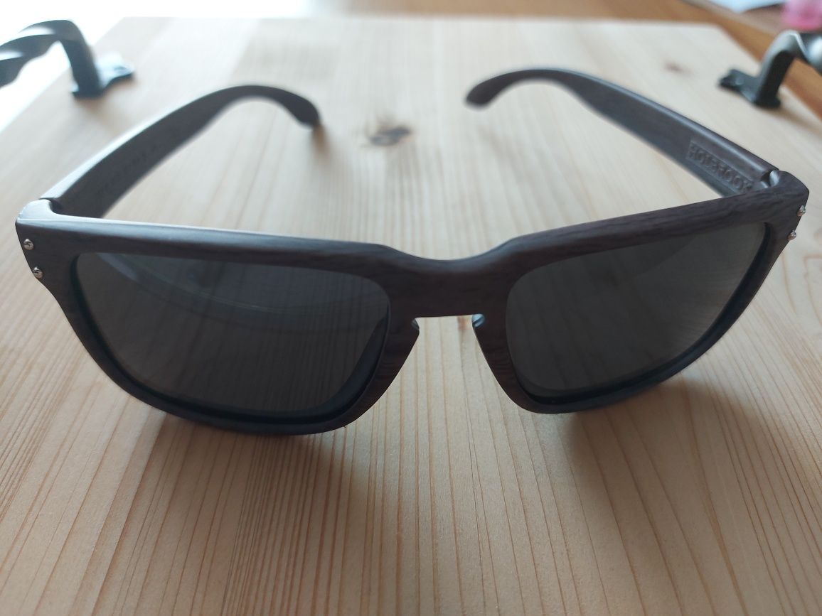 Слънчеви очила OAKLEY