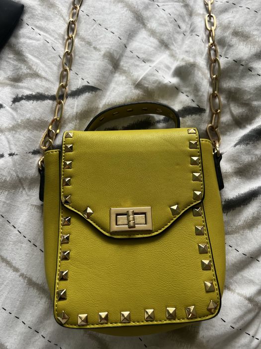 Дамска чанта в жълто-зелен цвят