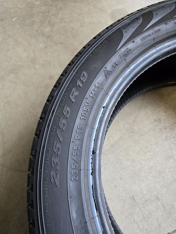 235/55/19 PIRELLI 2бр