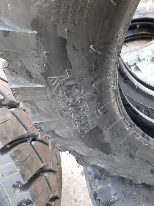 Anvelope de tractor fata directie U445 5.00-15 BKT Cauciucuri 500-15