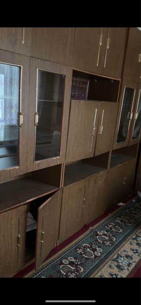 Гостиние мебил Б/У продается