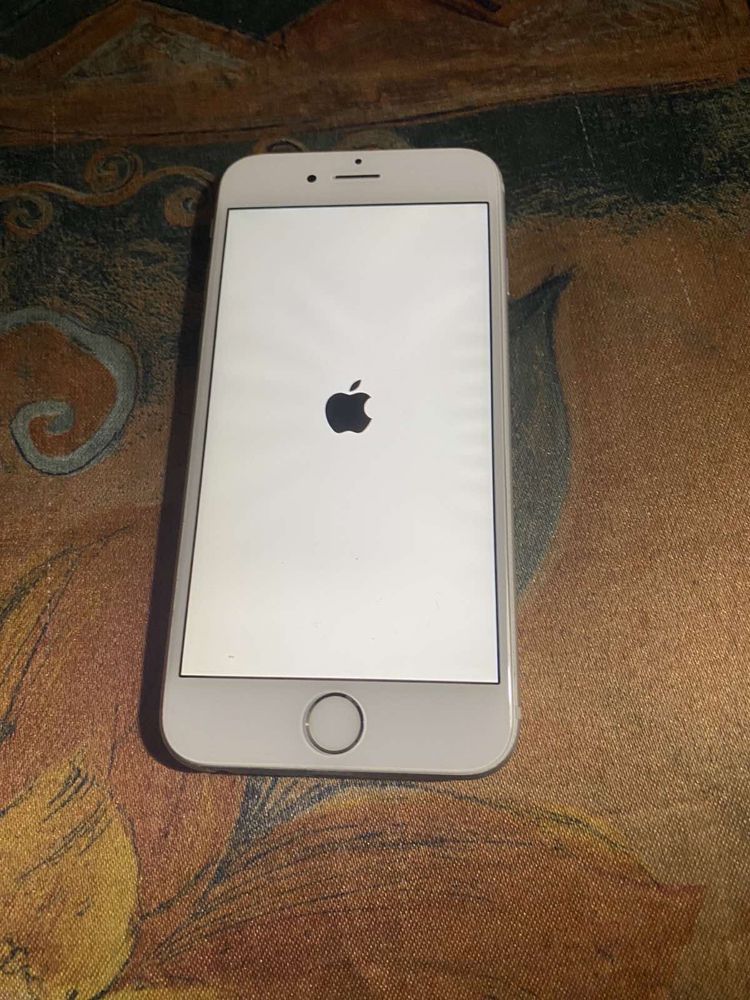 IPhone 6 S -64GB ,зарядно,модел:А 1633gray(сив)