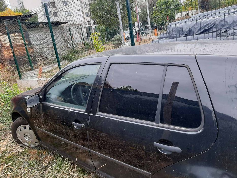 Volkswagen Golf 1.4i 2002 VW  Фолксваген голф 4 бензин на ЧАСТИ / Цял