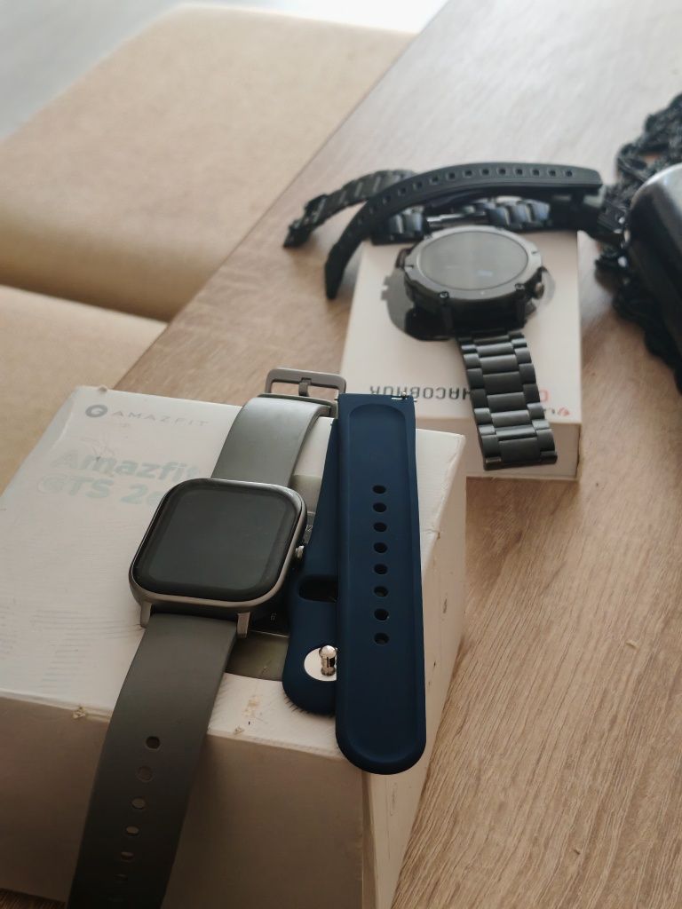 Часовник smartwatch Amazfit GTS, Desert Gold