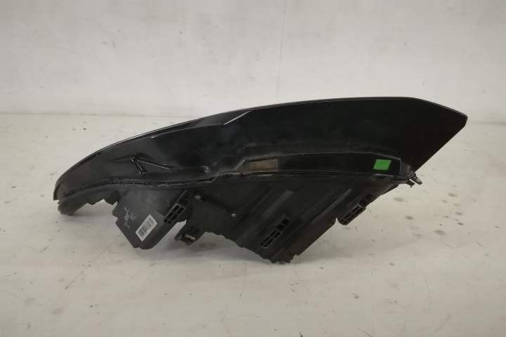 Фар Дясно Би-Ксенон Оригинален Повреден Ленд Роувър / Land Rover Range