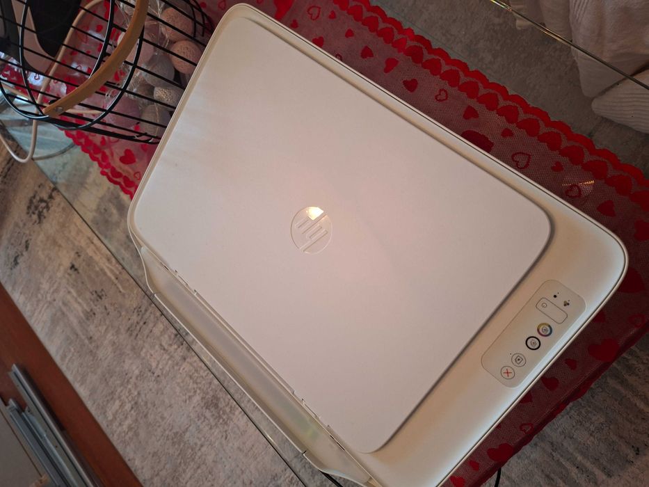 Imprimantă HP alba