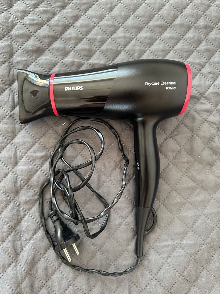 Сешоар Philips.