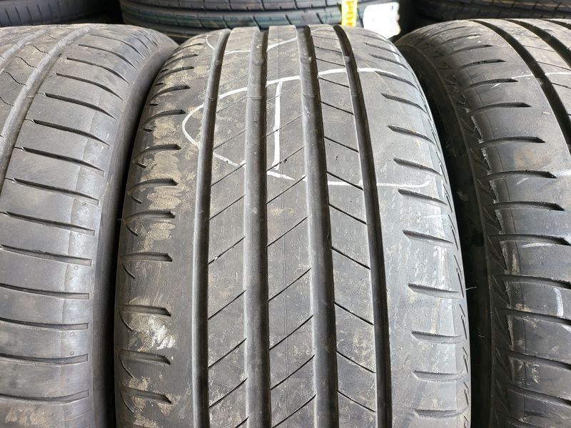 225/55/18 PIRELLI 4бр