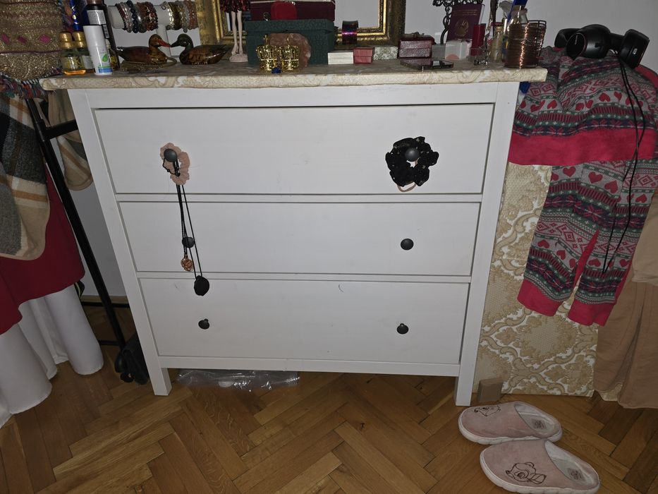 Скрин с 3 чекмеджета