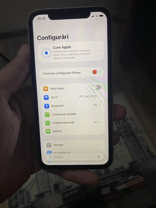 Iphone 11 liber de retea . Alb