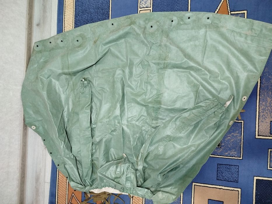 Продам почти новый плащь