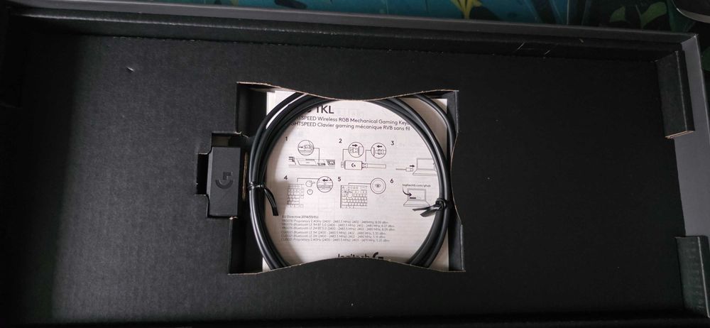 Tastatura Logitech G915 TKL  Tactile Lightspeed micro usb - ca noua