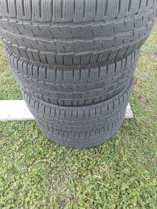Anvelope Michelin 215 65/R16 C