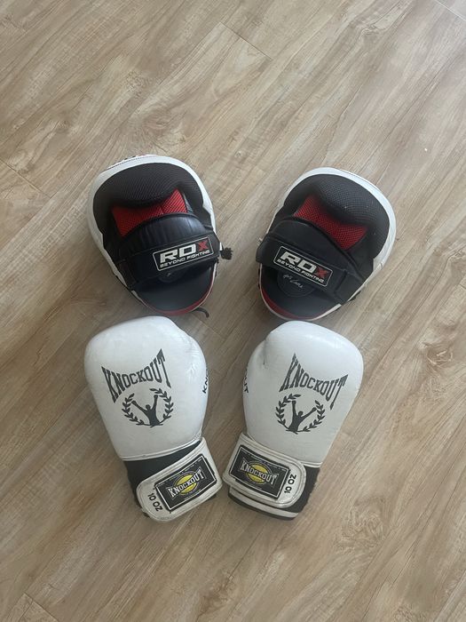 Manusi de box Knockout