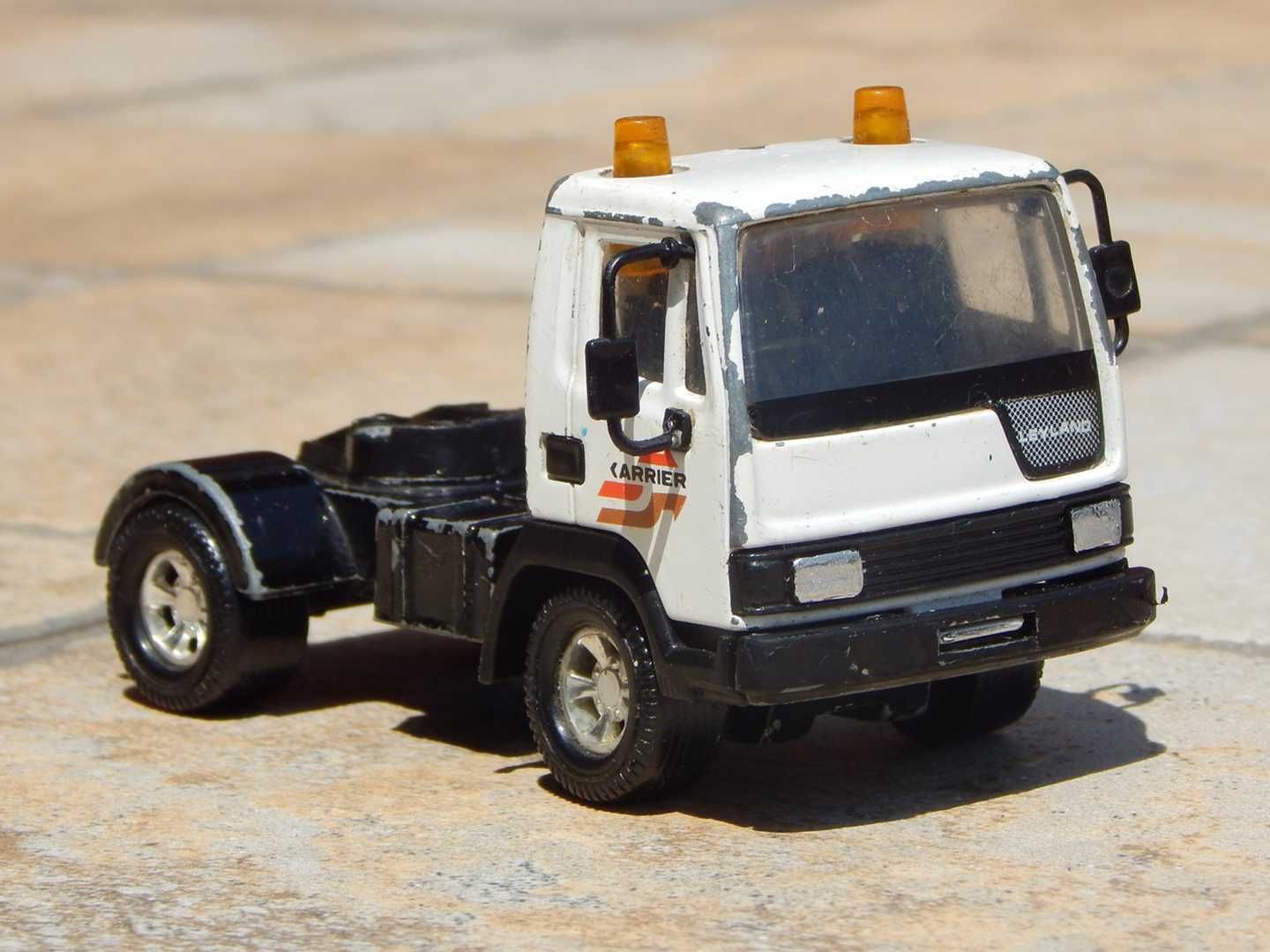 Macheta cap tractor camion Leyland Roadrunner T45 Matchbox 1985