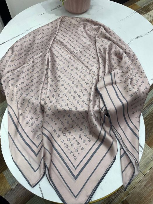 Romollar brendviy har xili bor