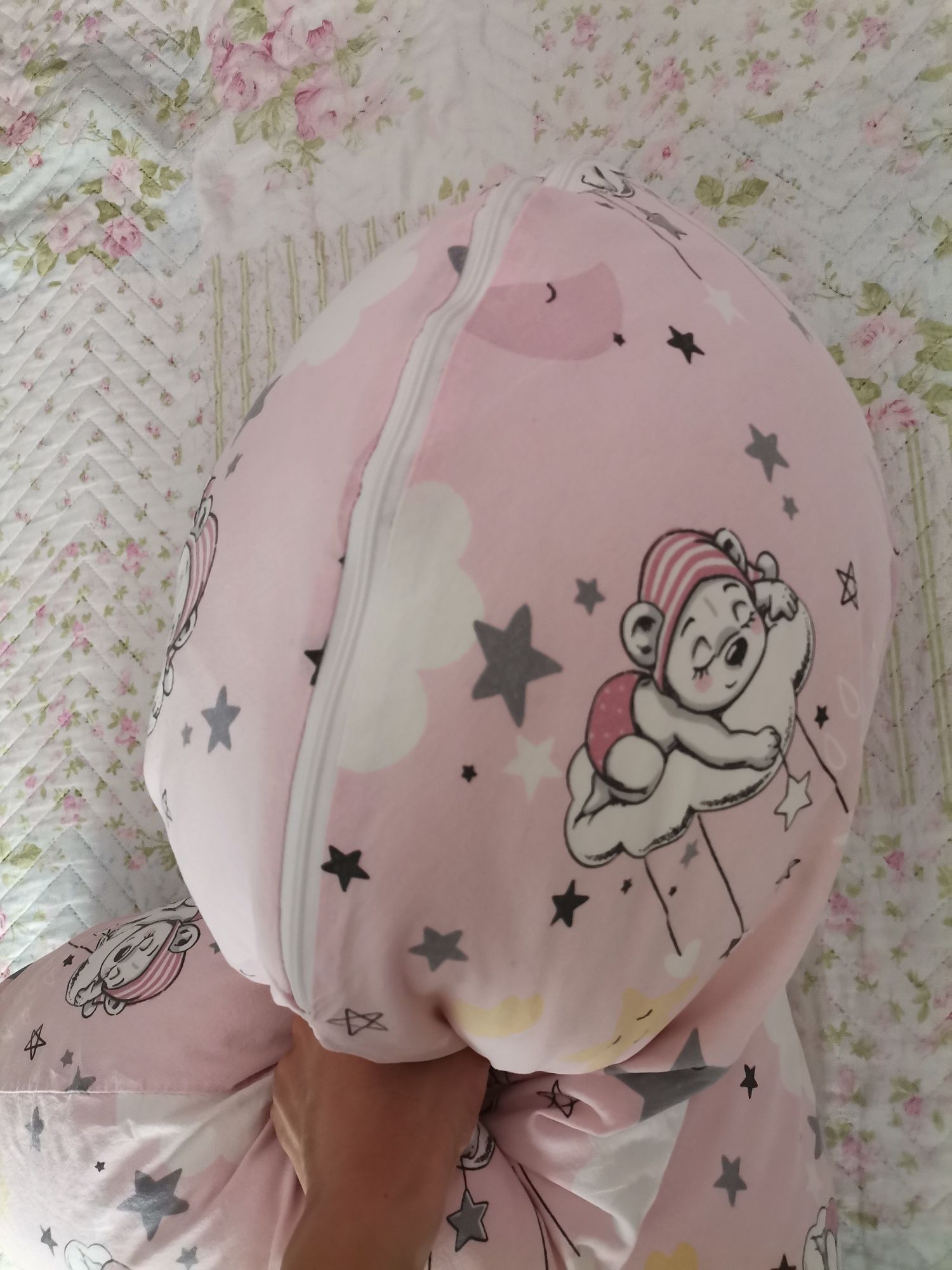Протелтор за бебешко сточе-кошница/ Възглавница за кърмене