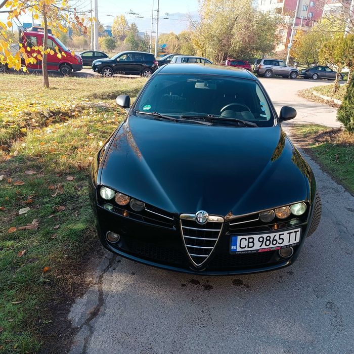 Продавам Алфа Ромео 159 sw,2010 г.