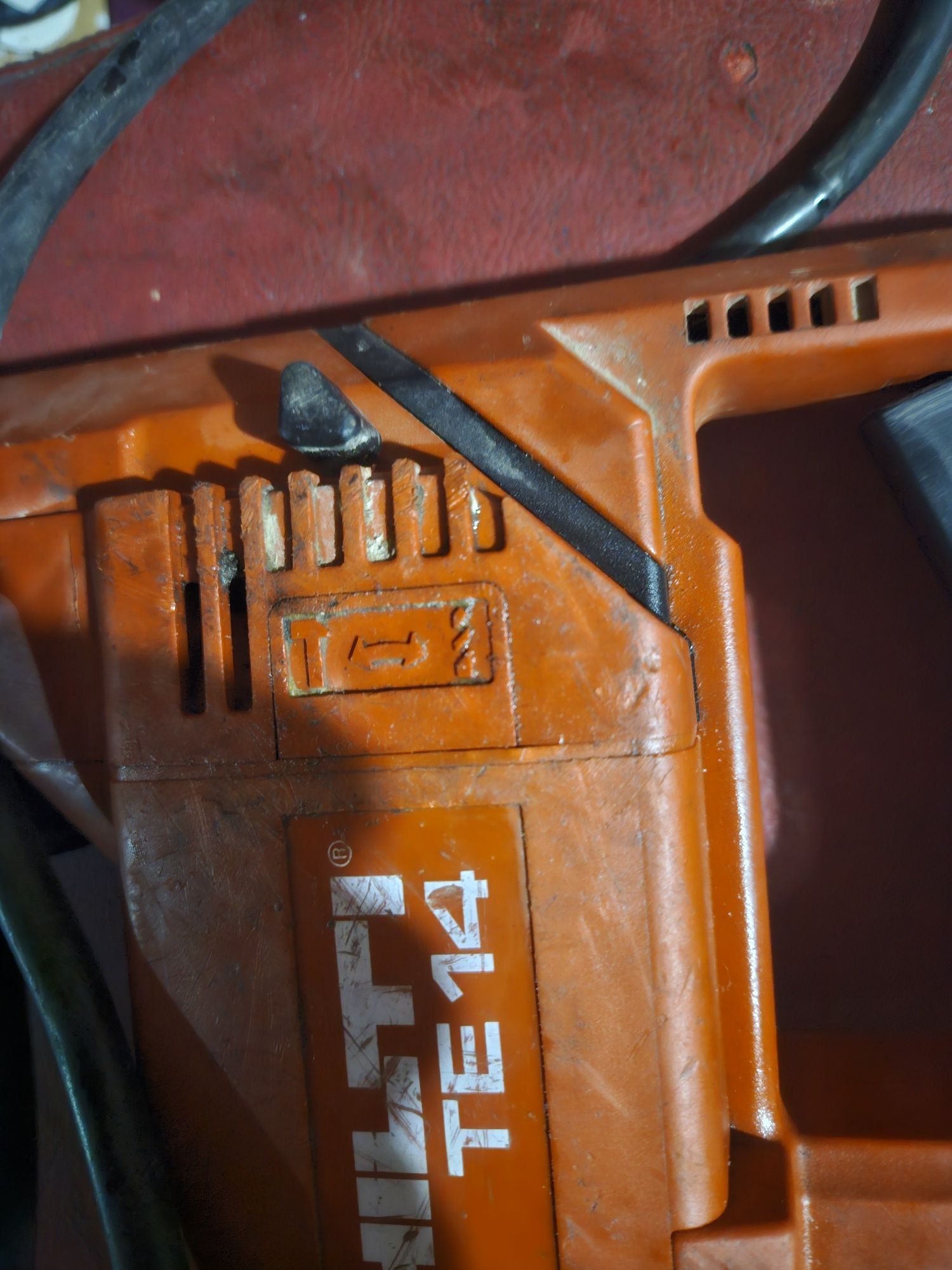 HILTI TE14 Професионален перфоратор