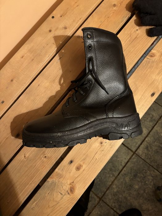 Продам новый берцы зимный.