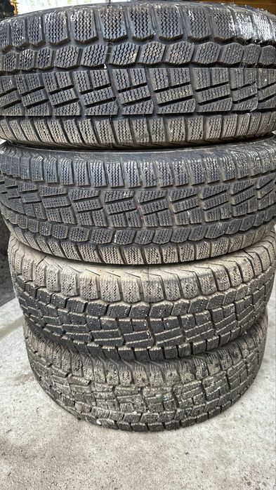 Зимный шины R14.
