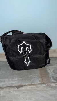 Trapstar shoulder bag reflective black