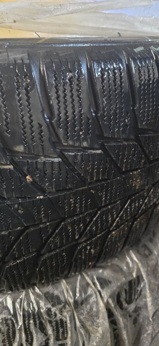Продам шины  Triangle pl01
