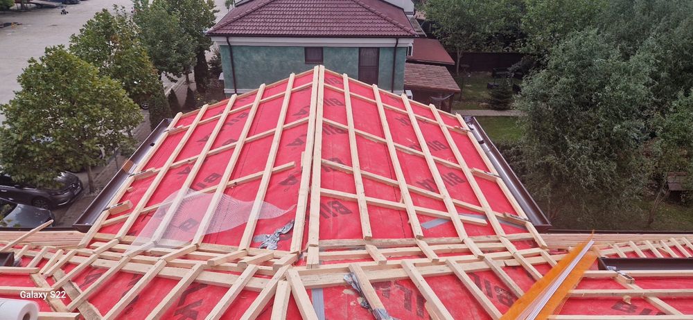 Reparatii montaj acoperișuri dulgherie țiglă metalică și ceramică