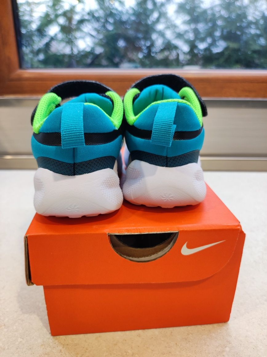 Детски маратонки Nike
