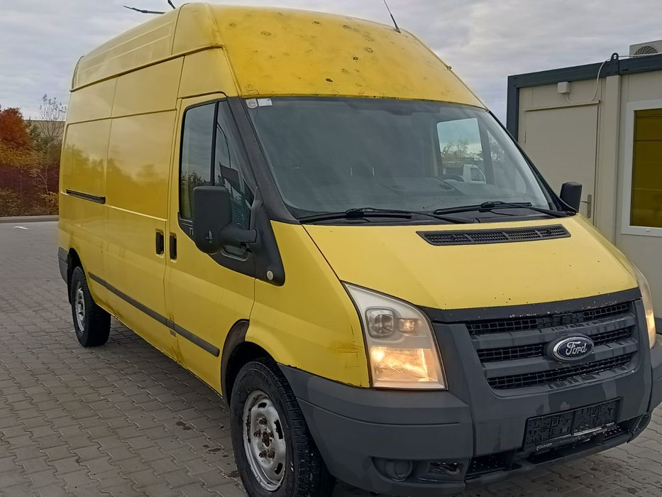 Vând Ford Tranzit 2.4 Diesel 4×4