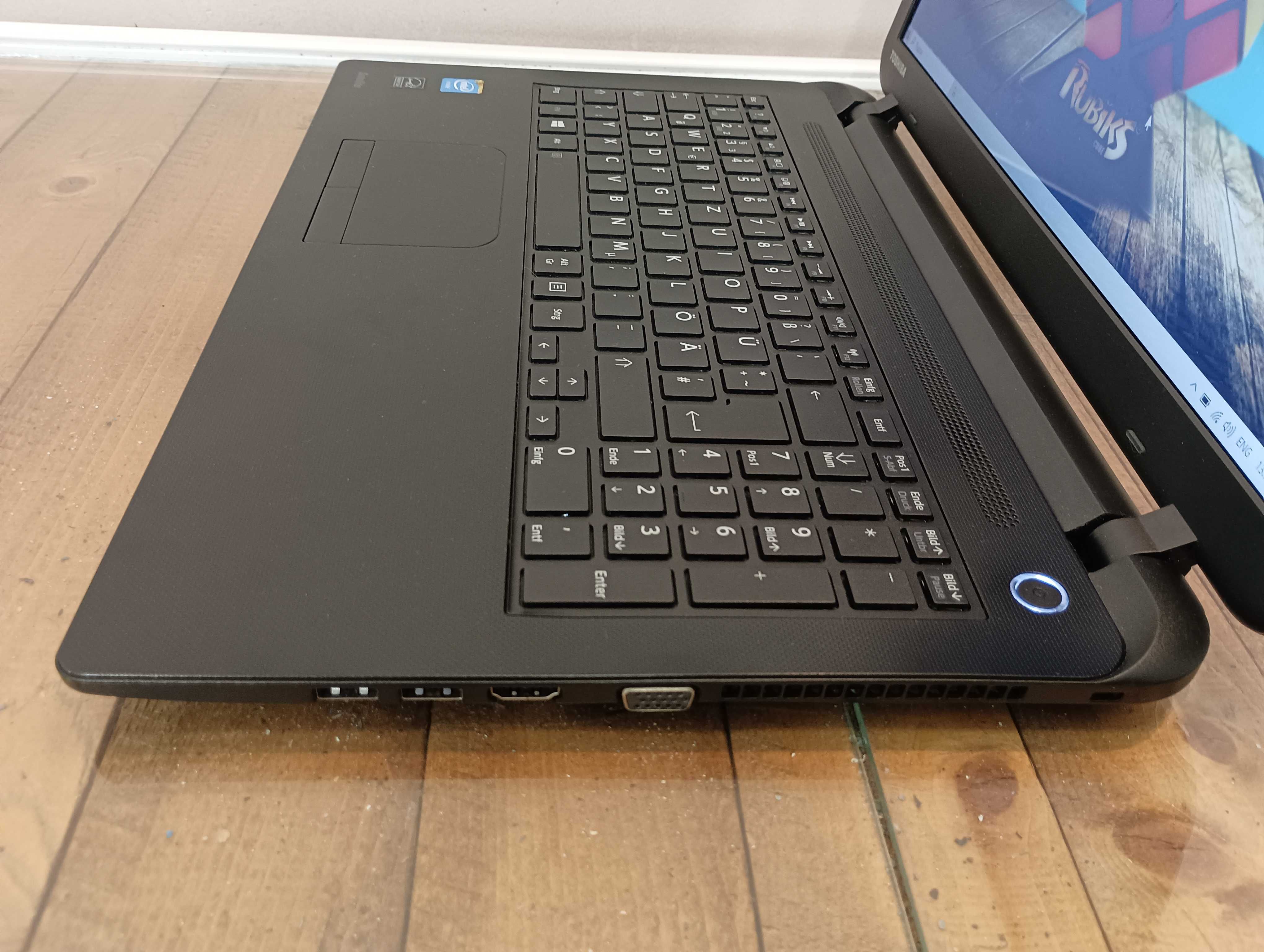 Лаптоп Toshiba Satellite C50-B-14E