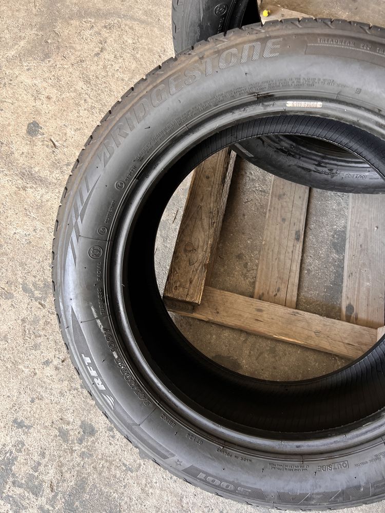 2 anvelope vara 245/50/18 , Bridgestone , RunFlat !