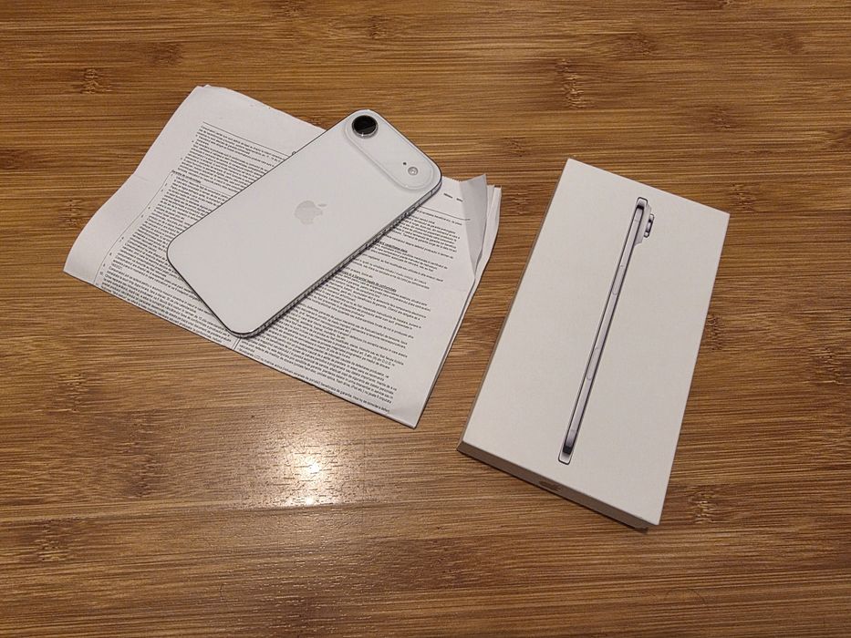 iPhone 17 Air 256GB Cloud White, ca nou, Garantie 2 ani iStyle