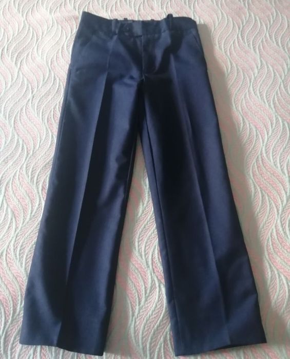 Жилет школьный и брюки