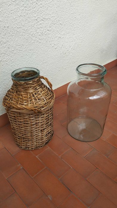 Големи стъклени буркани за туршия