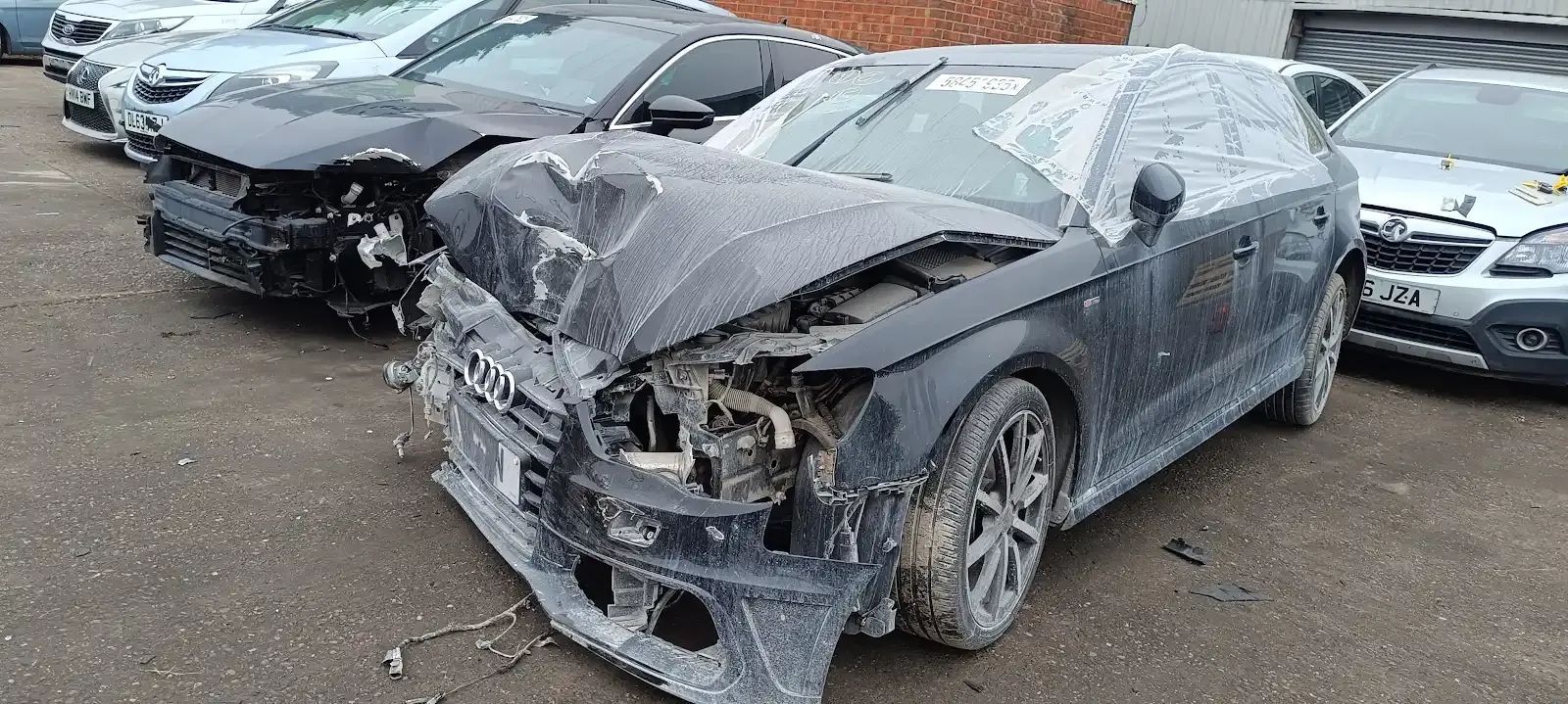 Dezmembrari / Dezmembrez Audi A3 2.0 2.0 CRBC cutie viteze PUH cod culoare LY9B