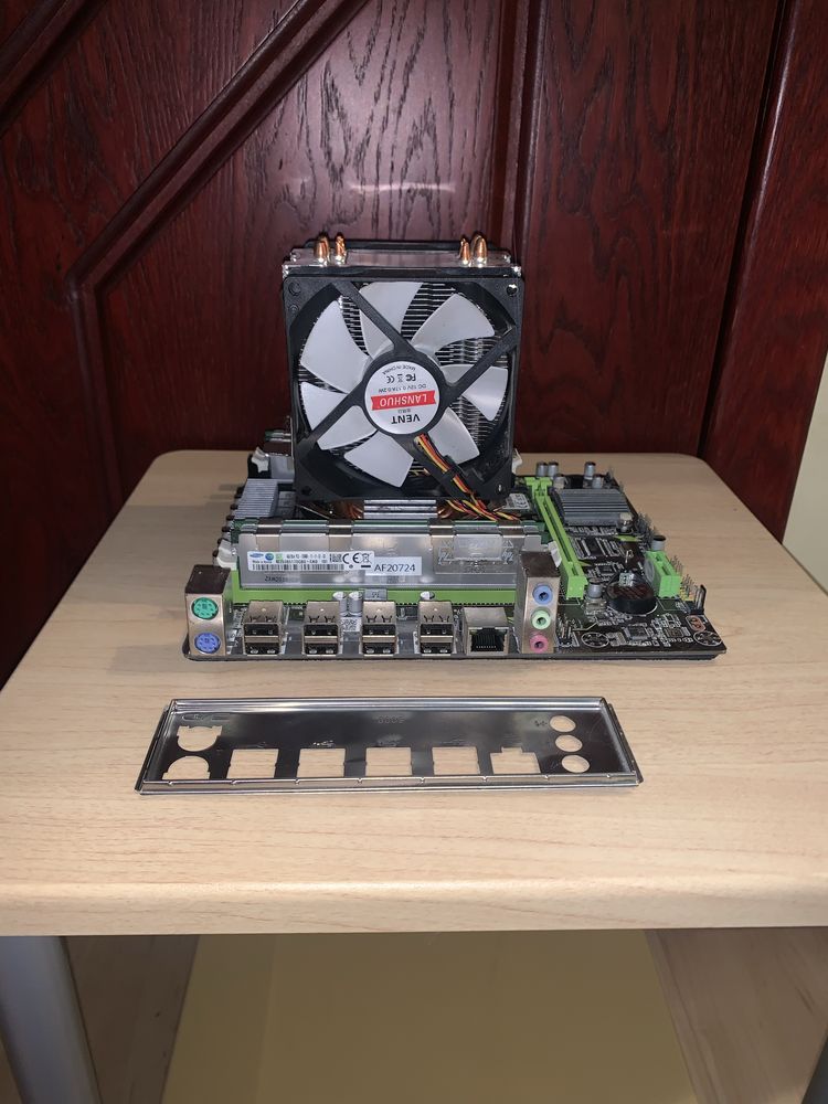 Комплект Xeon e5-2689
