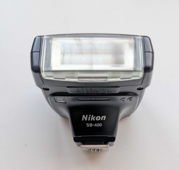 KIT FOTO COMPLET Nikon D90, 2 Obiective (50mm 1.8G inclus) + 2 x Flash