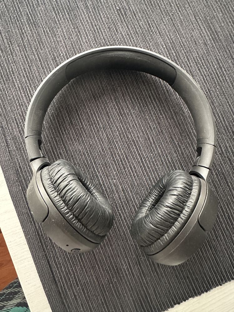 Casti JBL Tune bluetooth