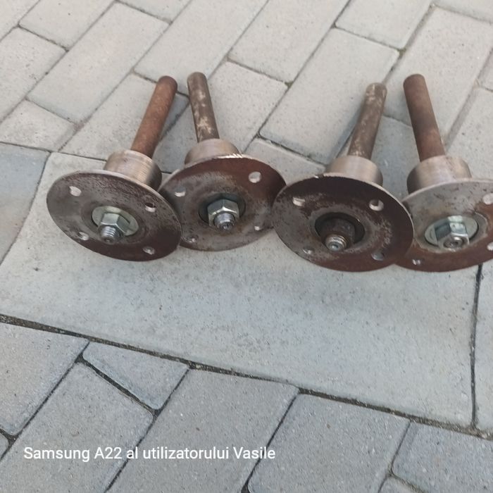 Butuci caruta mare .