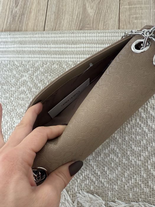 Дамска чанта calvin klein