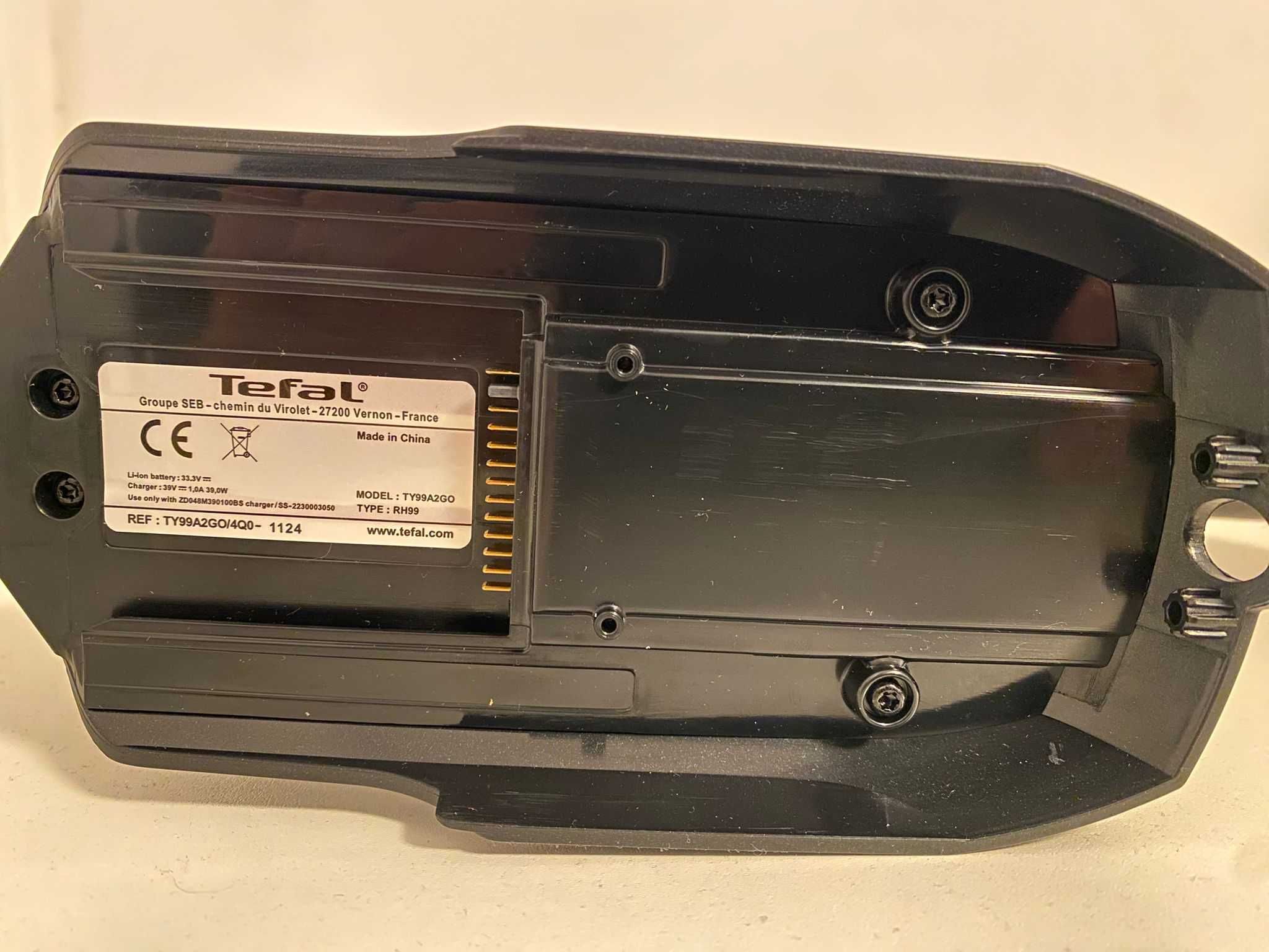 Aspirator vertical Tefal X-Force Flex